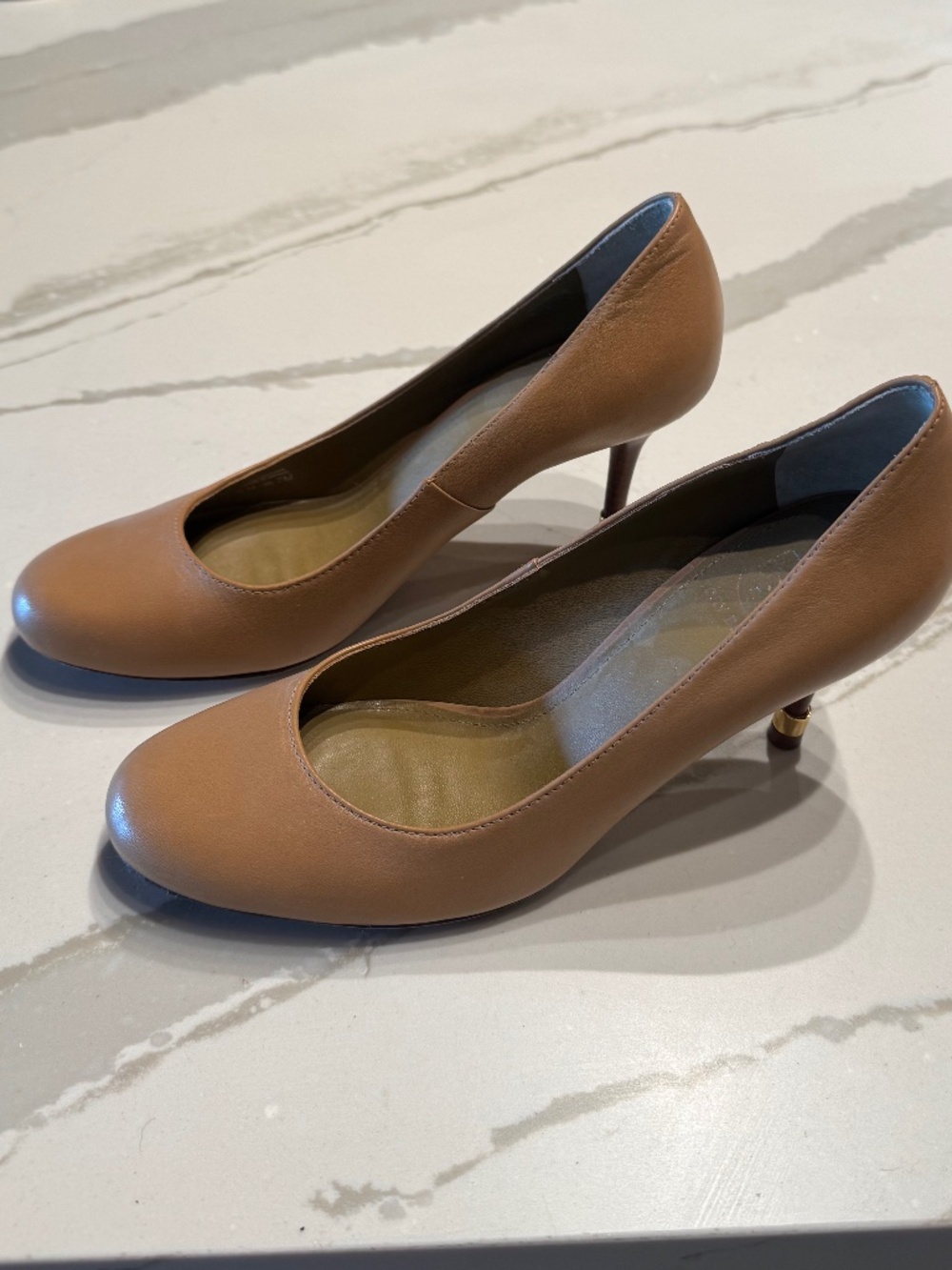 TORY BURCH Tan Beige  Leather Round Toe Pump Shoe